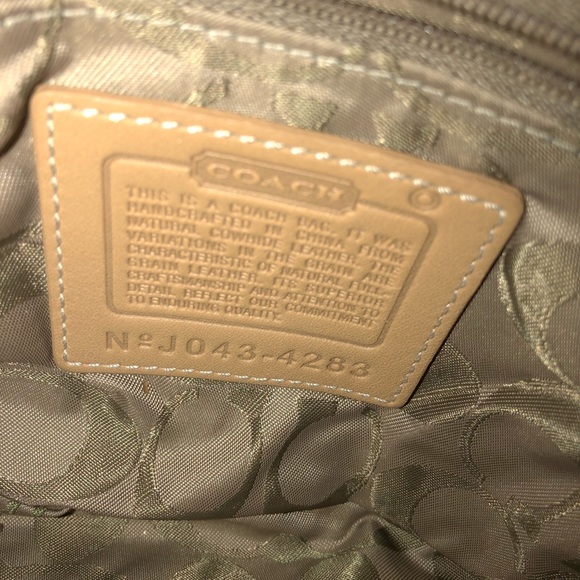 Coach Purse - Picture 4 of 4